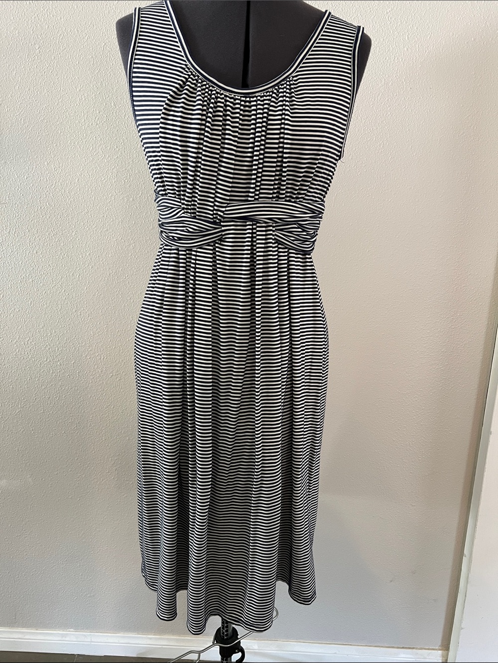 Max Edition Navy and White Striped Sleeveless Knot-Front Dress